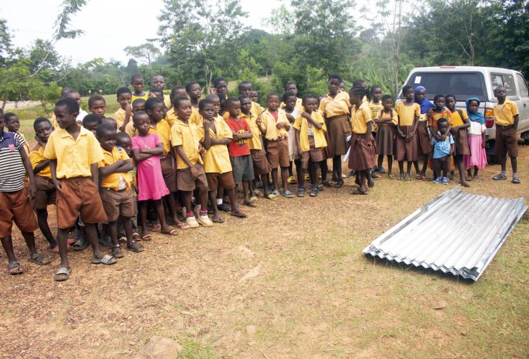 Donation Of Roofing Sheets To Abompuniso School Tarkwa